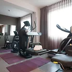 8piuhotel ليتشي