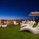 8piuhotel ليتشي