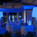 8piuhotel