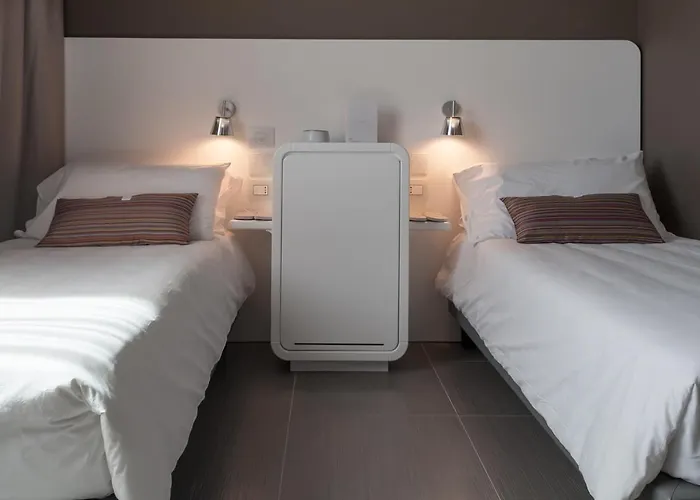 8piuhotel מלון לצ'ה