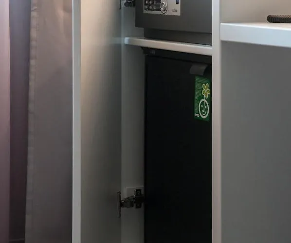 מלון 8piuhotel 4*