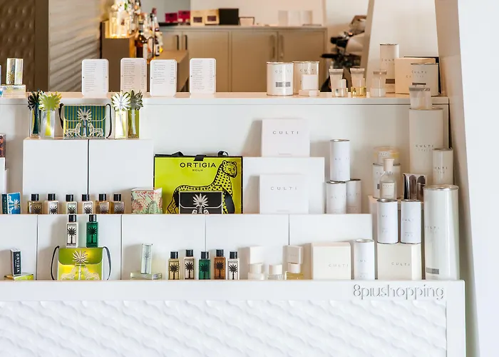 מלון 8piuhotel לצ'ה