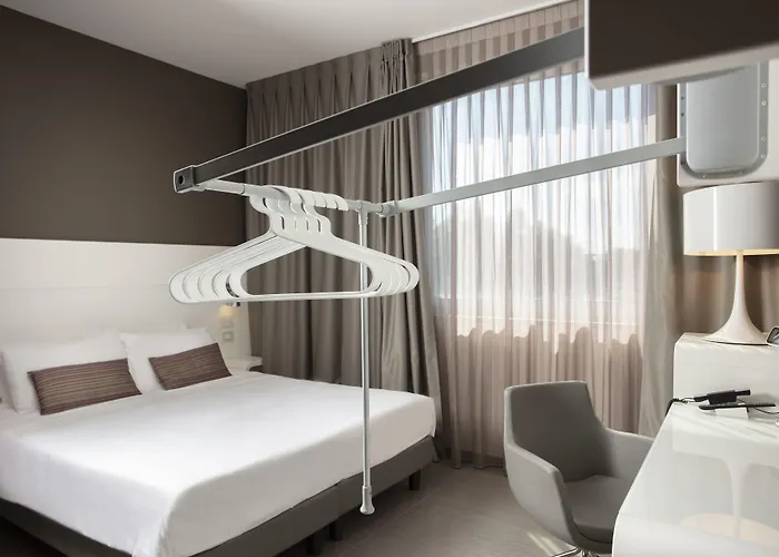 מלון 8piuhotel לצ'ה