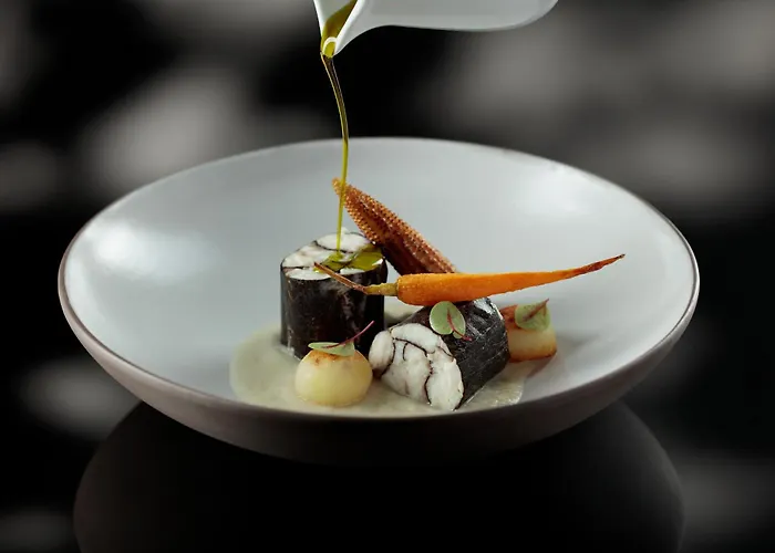 8piuhotel מלון לצ'ה