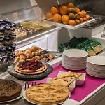 8piuhotel