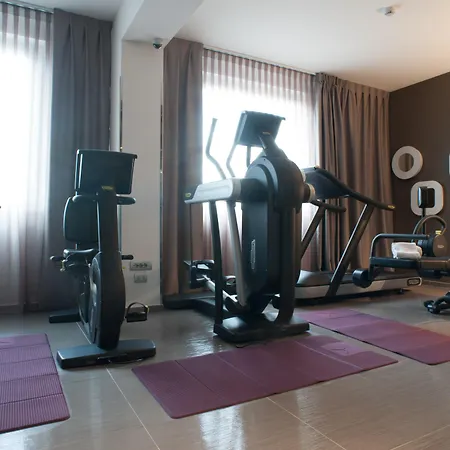 Hotell 8piuhotel Lecce