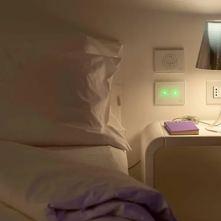 8piuhotel