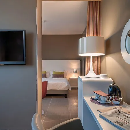 8piuhotel 4* Λέτσε