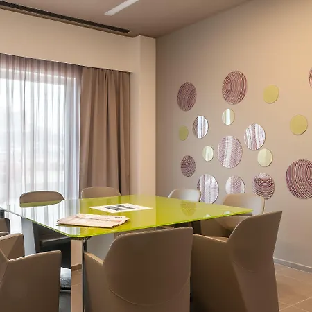 8piuhotel Lecce