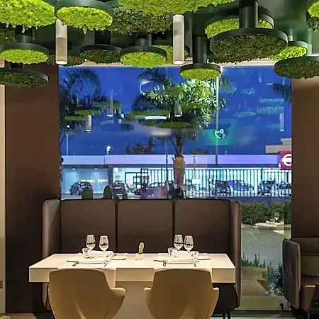 8piuhotel 4* Lecce