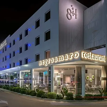 8piuhotel 4*